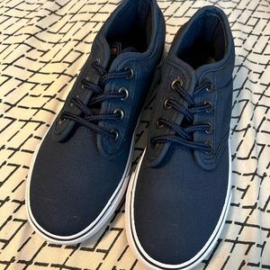 Boy’s Navy Blue US Sports Sneakers, Size 1